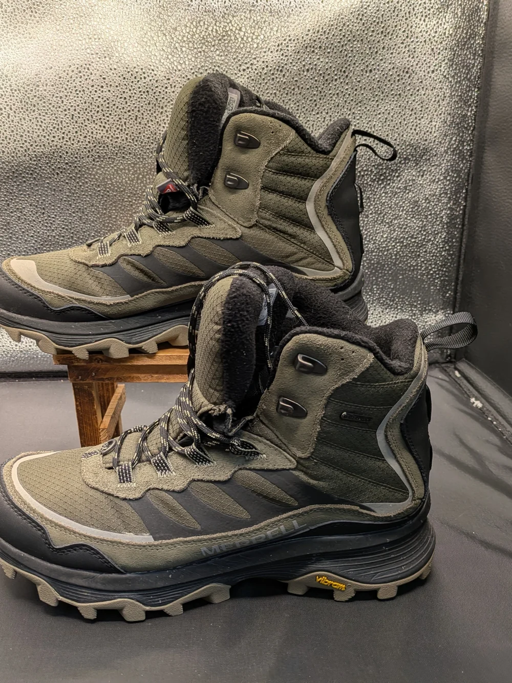 Merrell Men's Olive Trail Waterproof Hiking Boots Sz 11